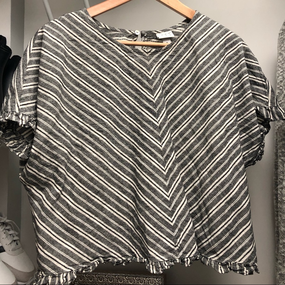 A New Day V Neutral Top